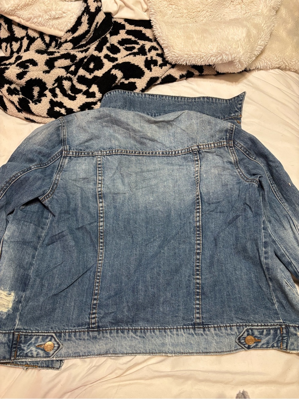 denim jacket - Picture 4 of 4